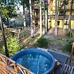 Séjour chez l'habitant Pawel Z Balia I Jacuzzi *