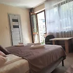 Pawel Z Balia I Jacuzzi בית אירוח *