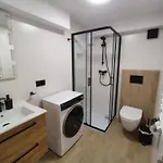 Pawel Z Balia I Jacuzzi בית אירוח