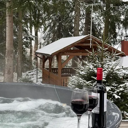Pawel Z Balia I Jacuzzi *